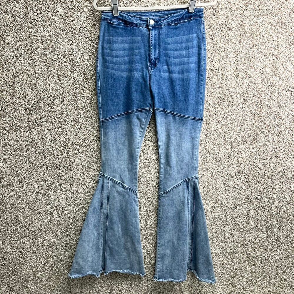 Saints & Hearts Jeans Women's Large Ombre Denim Blue Flare Bell Bottom‎